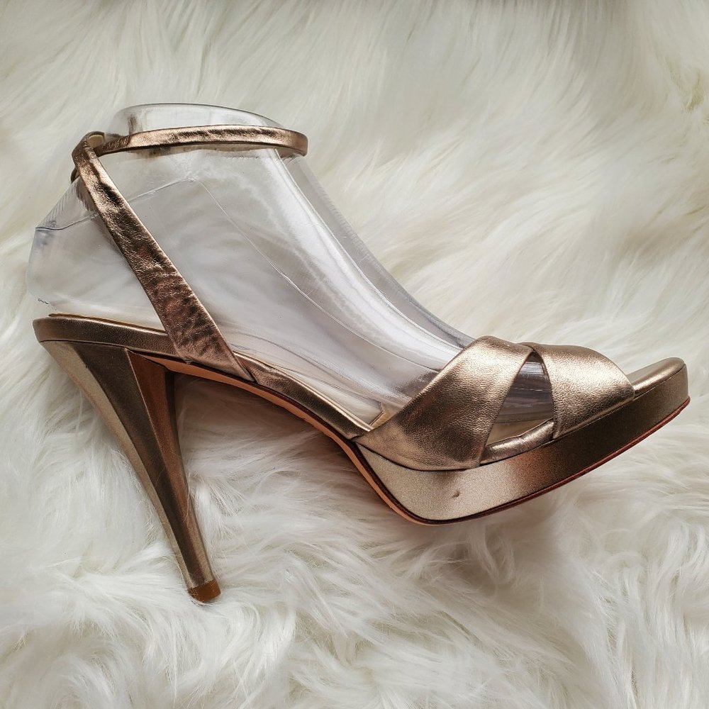 100% Leather Gold Via Spiga Size 8.5 Platform High Heels Pumps